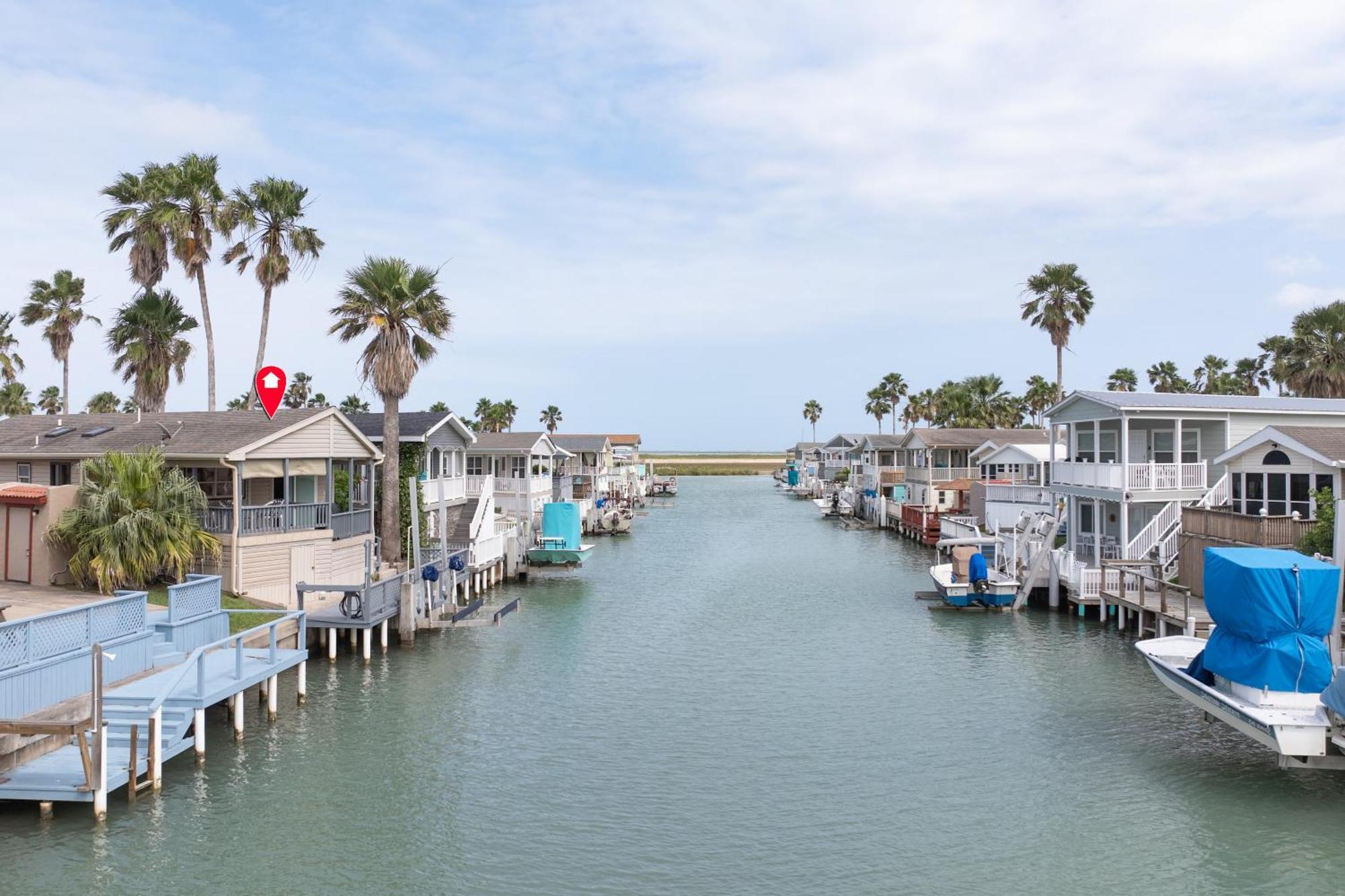 Holiday home Clam Circle Retreat On The Laguna- Liv Port Isabel